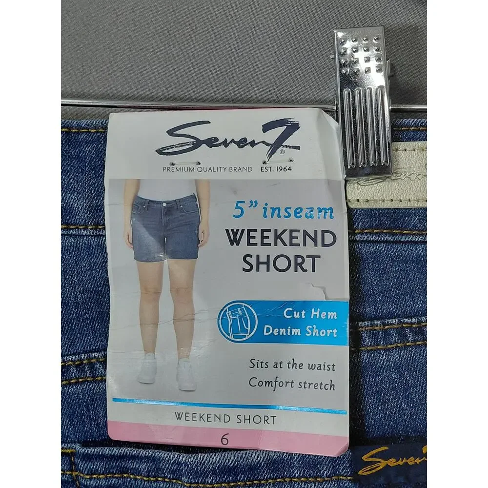 NWT Seven7 Weekend Short Blue Stretch Shorts Women Size 6